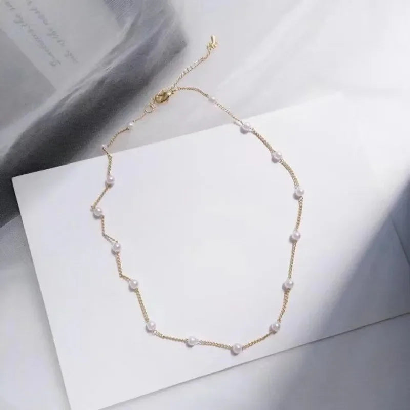 Aureline Parel Choker – Verstelbare Goudkleurige Ketting met Glanzende Parelaccenten voor Tijdloze Elegant
