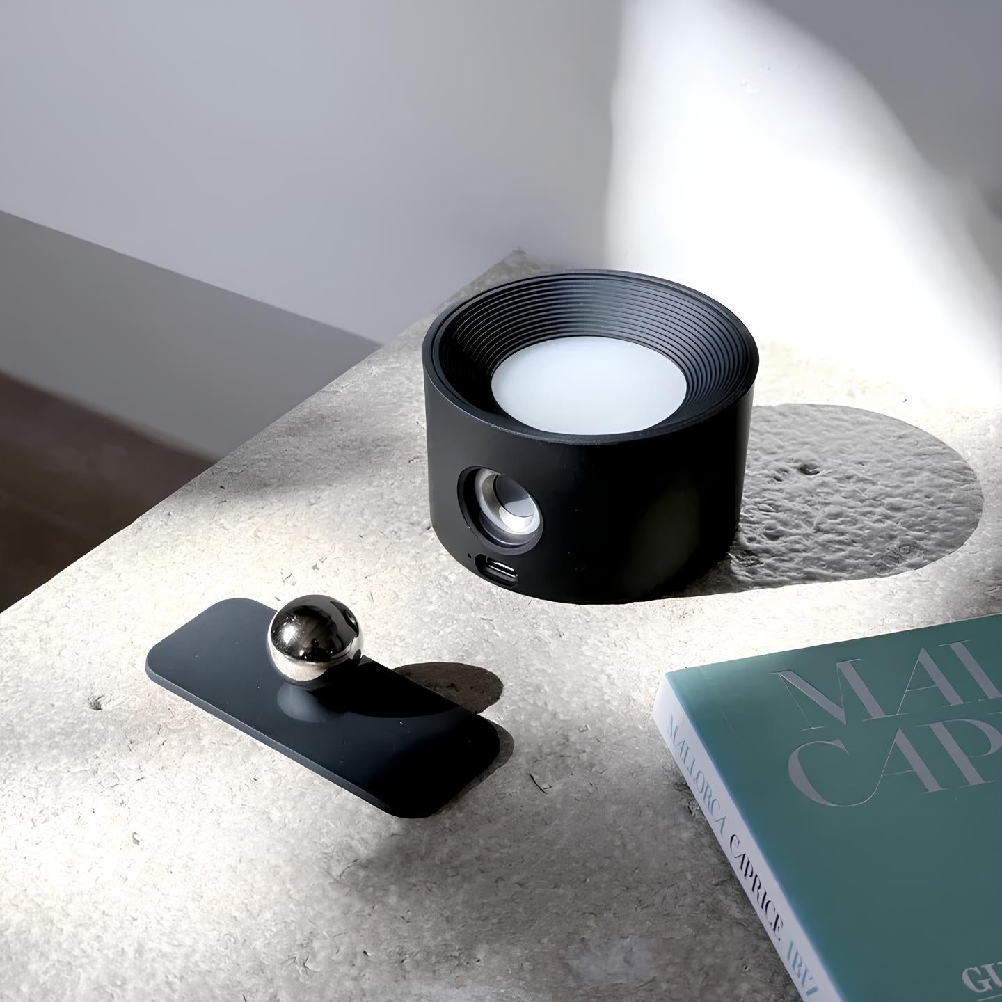 LumiFlex – Candeeiro de parede regulável a bateria com rotação de 360° e recarregável por USB