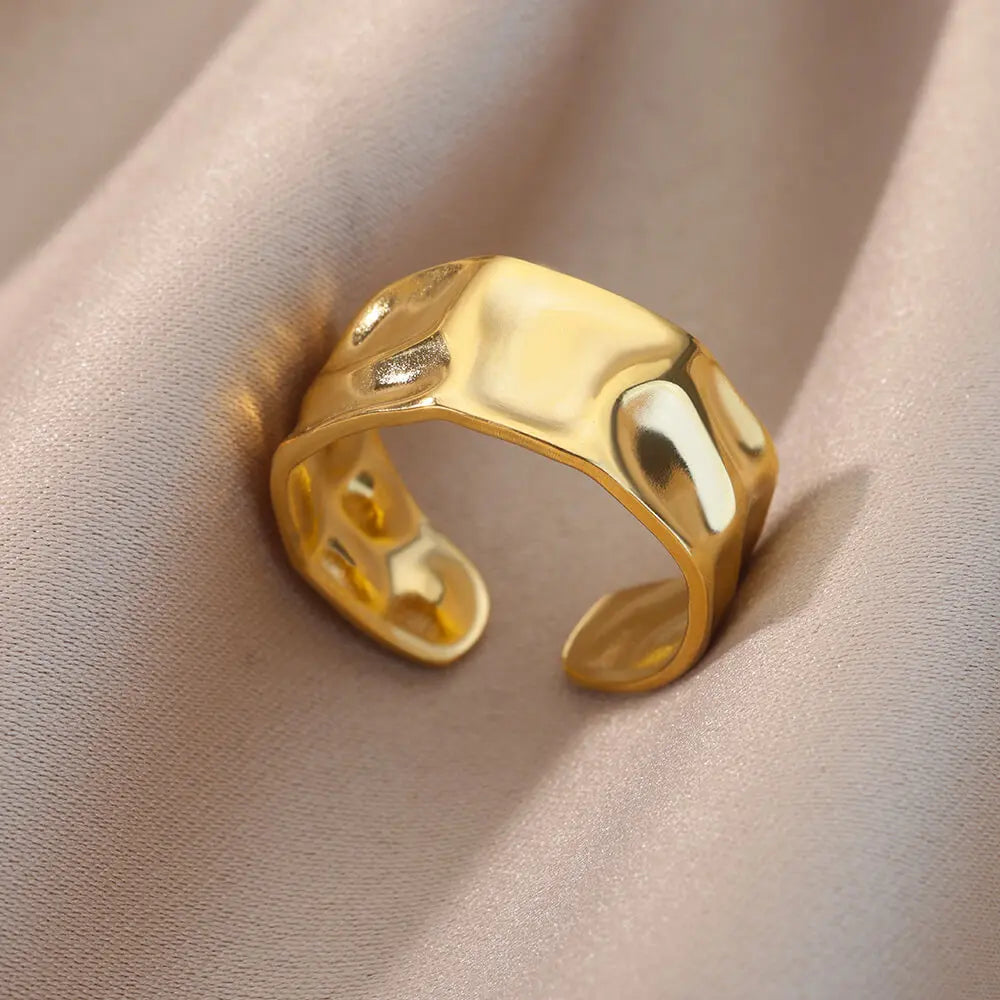 Varelia Geometrische Ring – Gouden Roestvrijstalen Openingsring voor Vrouwen, Duurzaam & Elegant Design