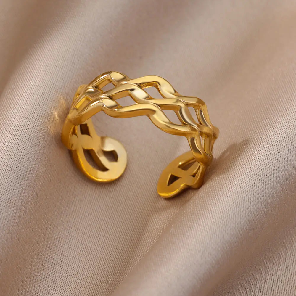 Varelia Geometrische Ring – Gouden Roestvrijstalen Openingsring voor Vrouwen, Duurzaam & Elegant Design