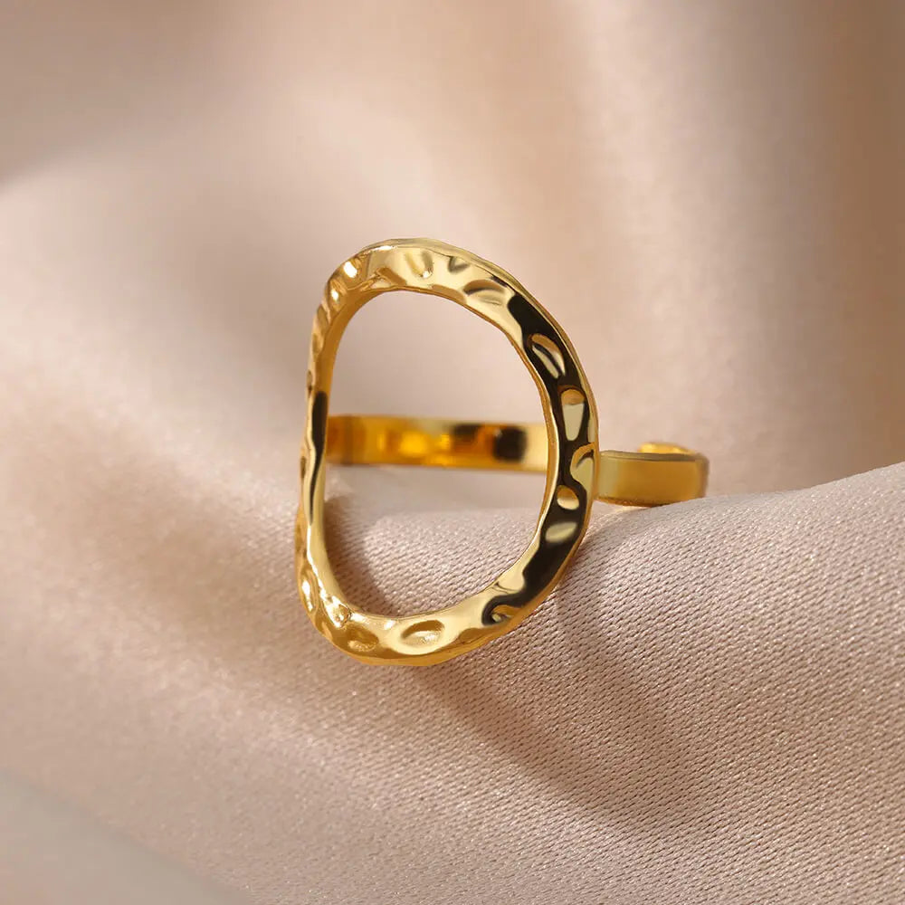 Varelia Geometrische Ring – Gouden Roestvrijstalen Openingsring voor Vrouwen, Duurzaam & Elegant Design