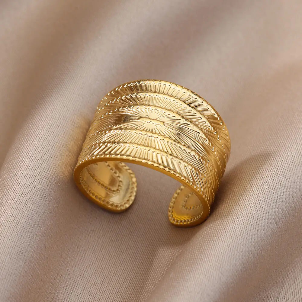 Varelia Geometrische Ring – Gouden Roestvrijstalen Openingsring voor Vrouwen, Duurzaam & Elegant Design