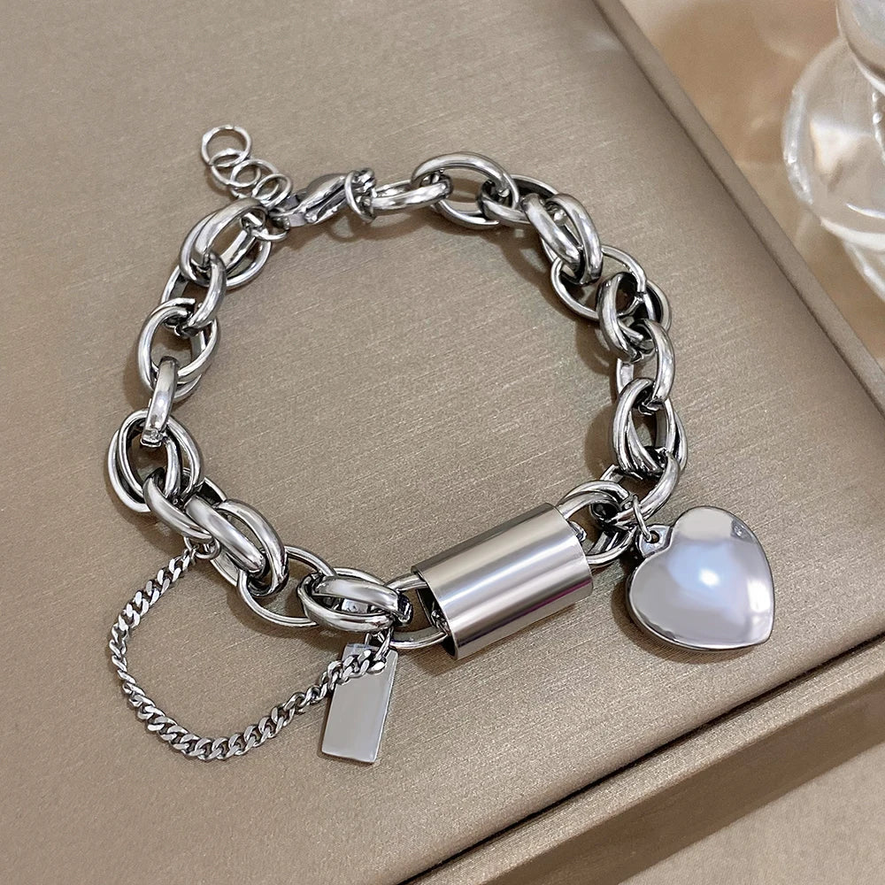 Auristé Bedelarmband – Vergulde Roestvrijstalen Armband voor Vrouwen, Hypoallergeen & Tijdloos Elegant