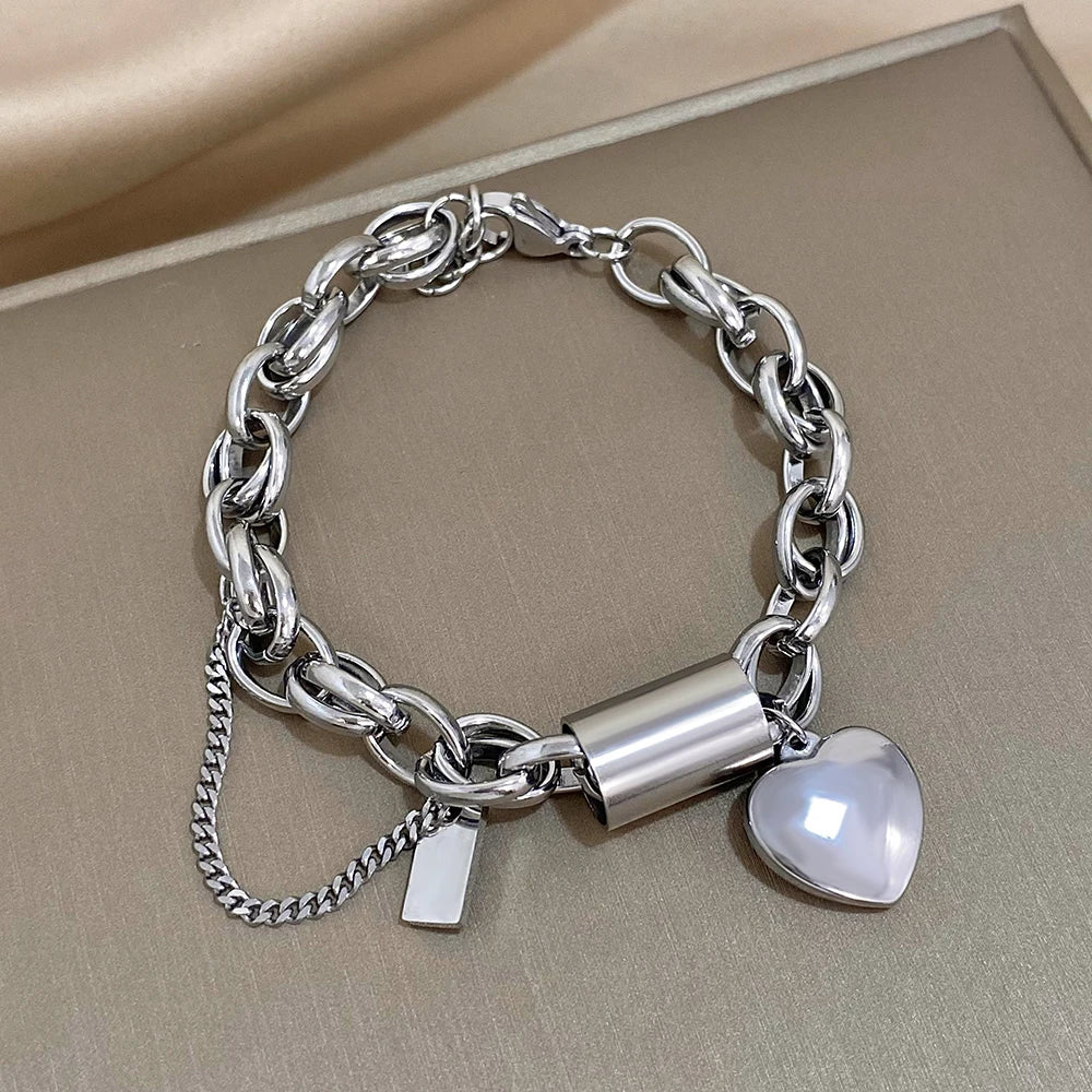 Auristé Bedelarmband – Vergulde Roestvrijstalen Armband voor Vrouwen, Hypoallergeen & Tijdloos Elegant
