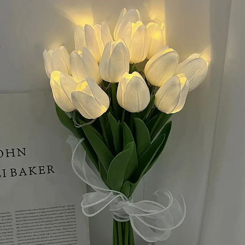 FloraShine – Lámpara de tulipán LED con luz cálida – Portátil e decorativa