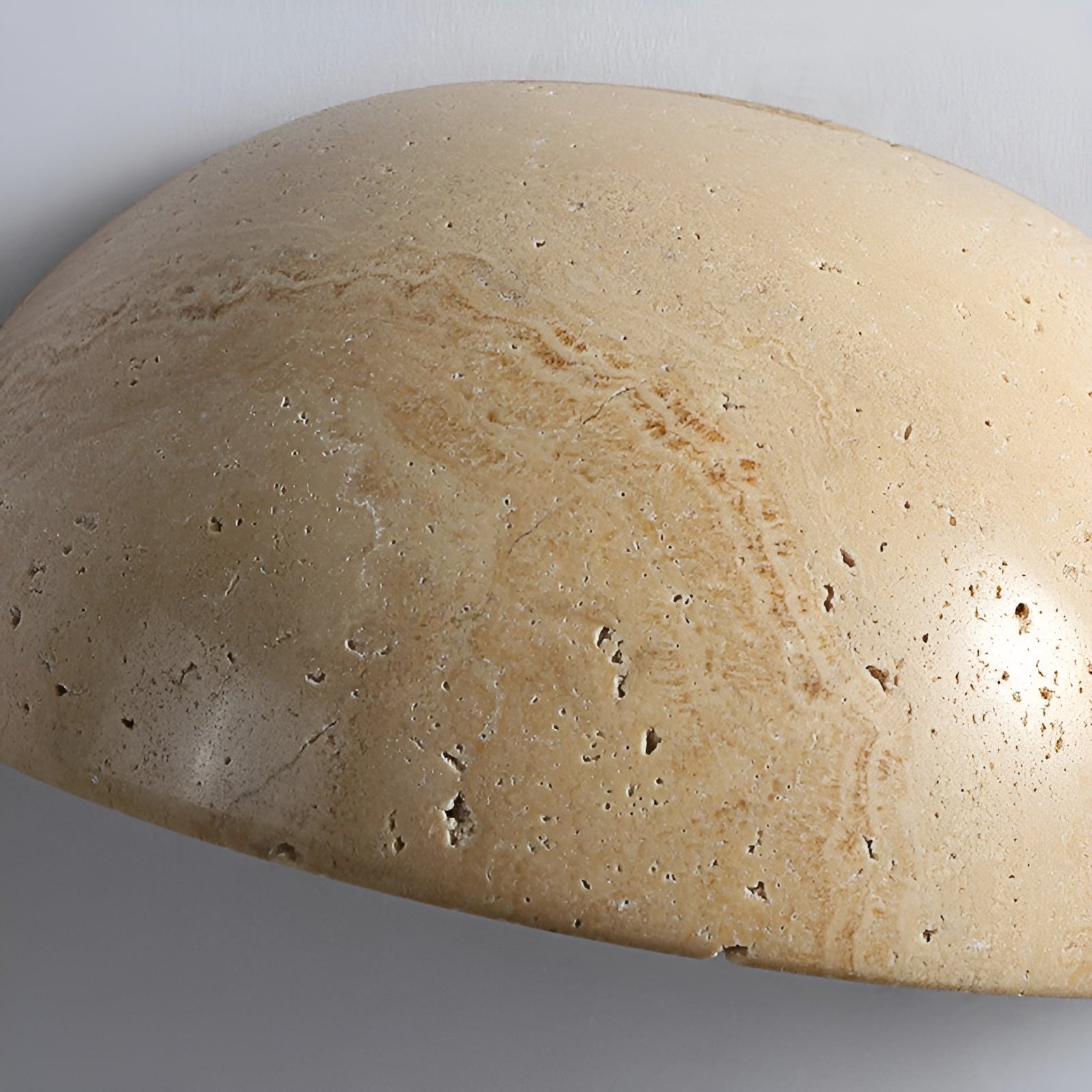 KuraLight – Candeeiro de Parede LED Semicircular – Design Minimalista Wabi-Sabi