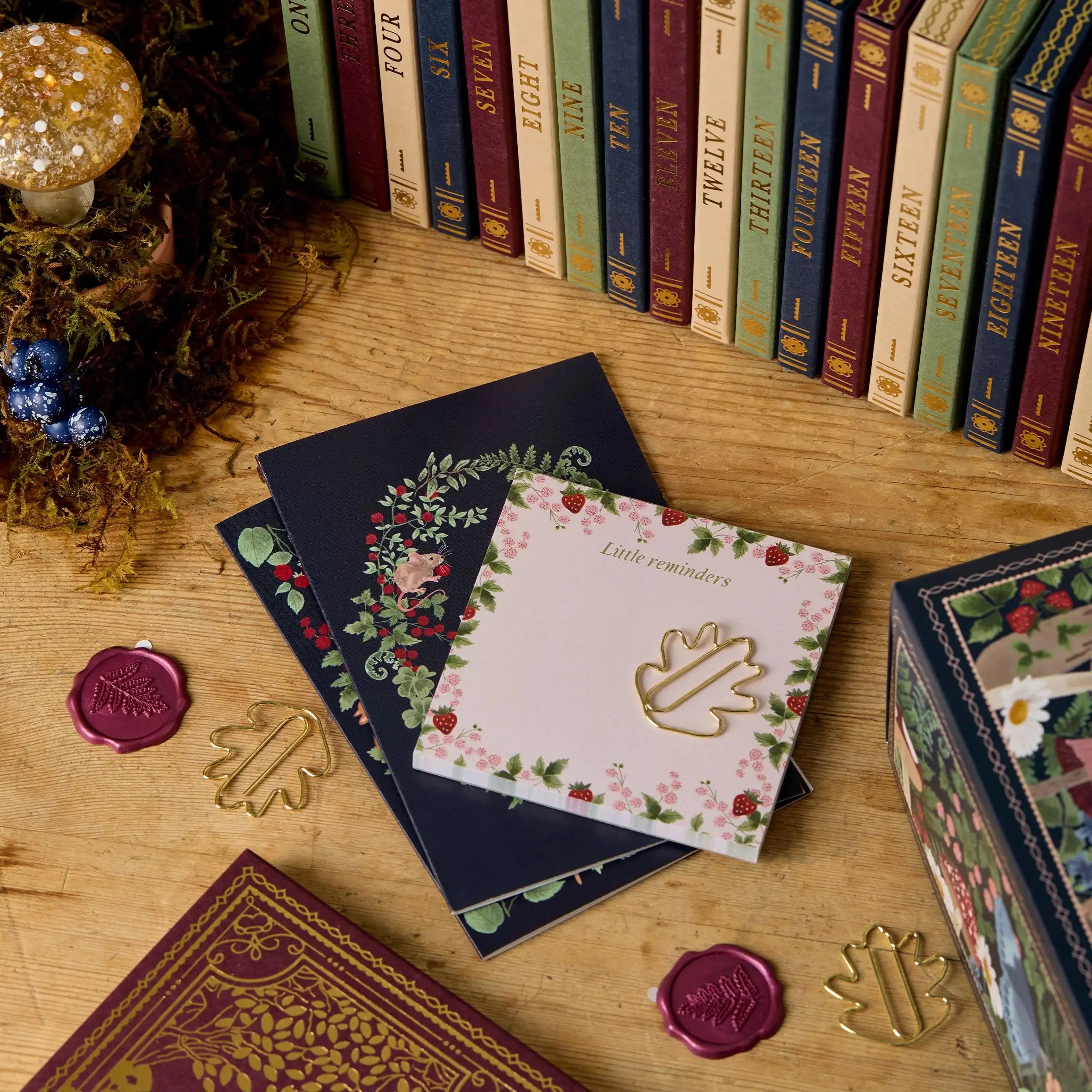 Inspira – Calendari d'advent amb 24 sorpreses creatives d'articles d'escriptura