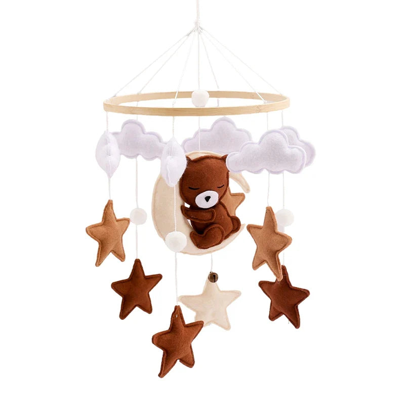 CuddleWood – Houten Baby Mobiel met Viltberen – Wiegdecoratie
