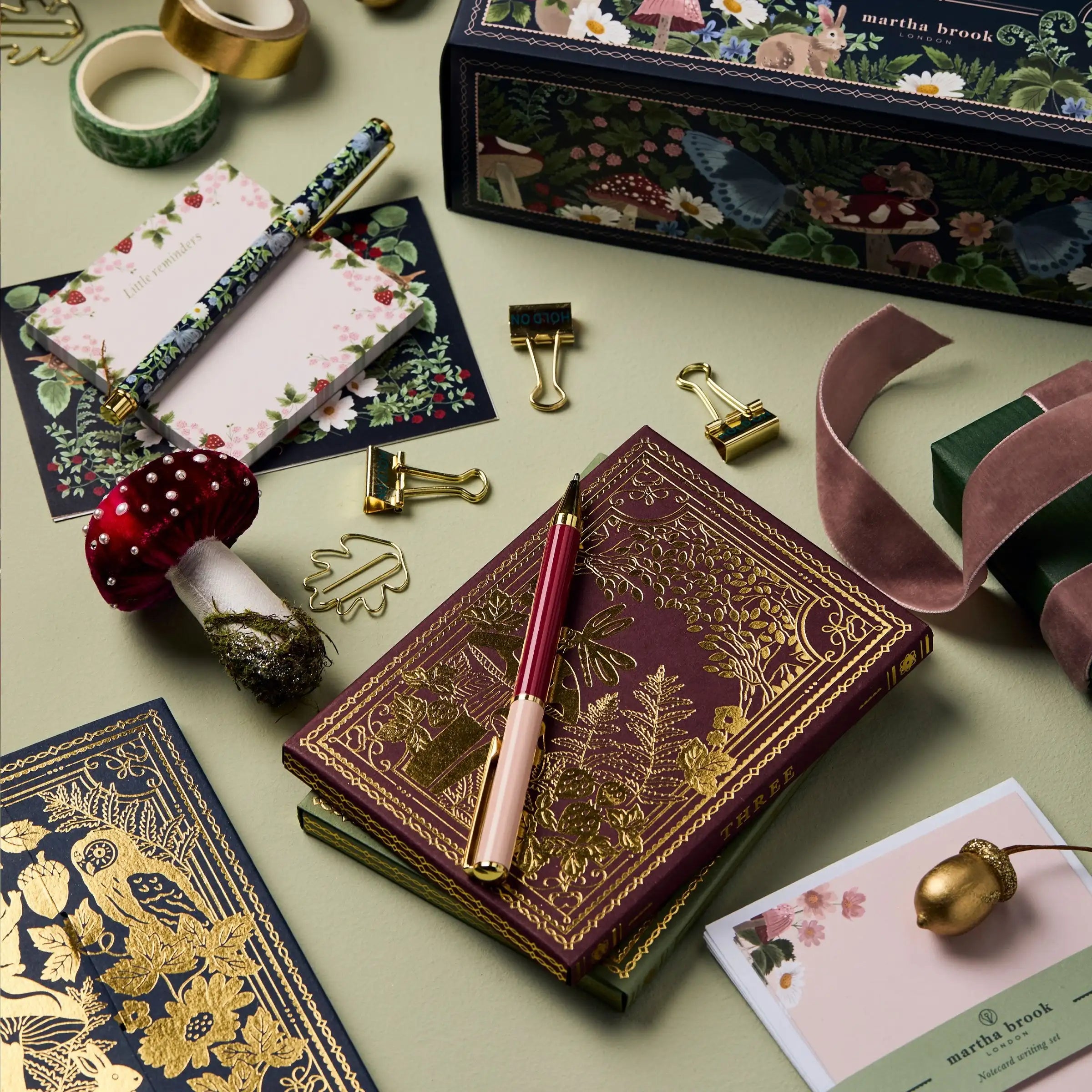 Inspira – Calendari d'advent amb 24 sorpreses creatives d'articles d'escriptura