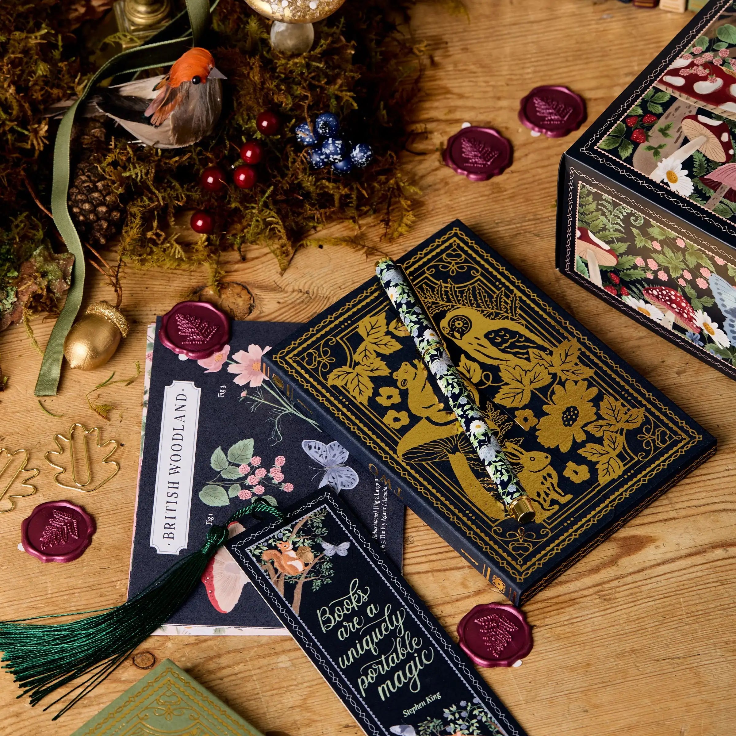 Inspira – Calendari d'advent amb 24 sorpreses creatives d'articles d'escriptura