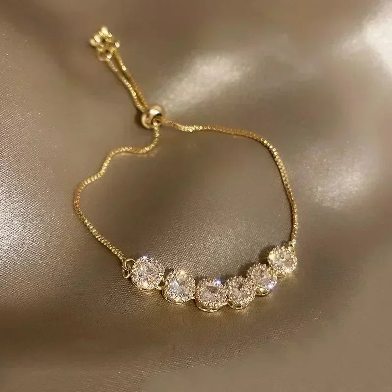 Serpentina Luxe Armbanden Set – 4-Delige Slangenmotief Armbanden met Groene Edelstenen & Rhinestones