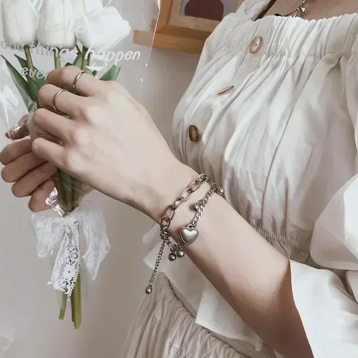 Serpentina Luxe Armbanden Set – 4-Delige Slangenmotief Armbanden met Groene Edelstenen & Rhinestones