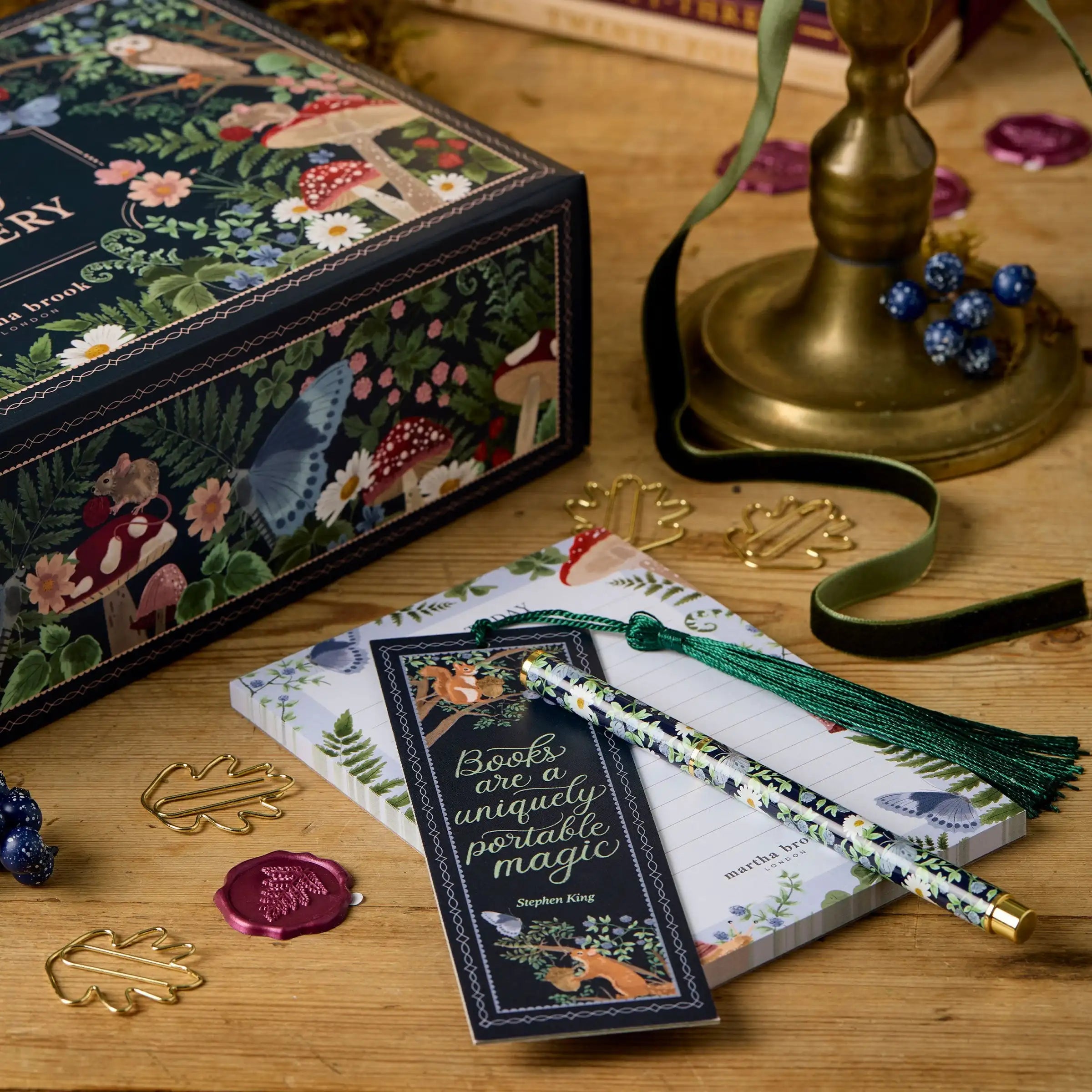 Inspira – Calendari d'advent amb 24 sorpreses creatives d'articles d'escriptura