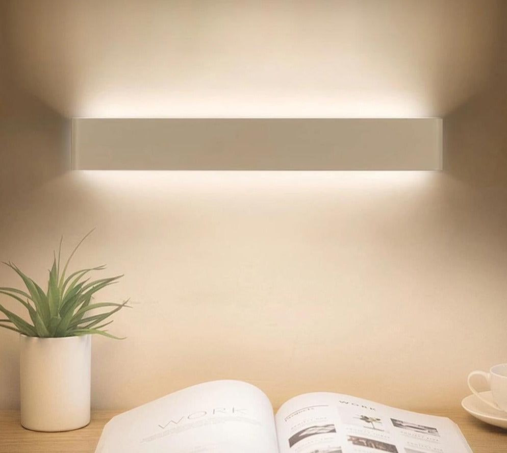 Clariluz Candeeiro de Parede – Design LED Minimalista & Iluminação Moderna