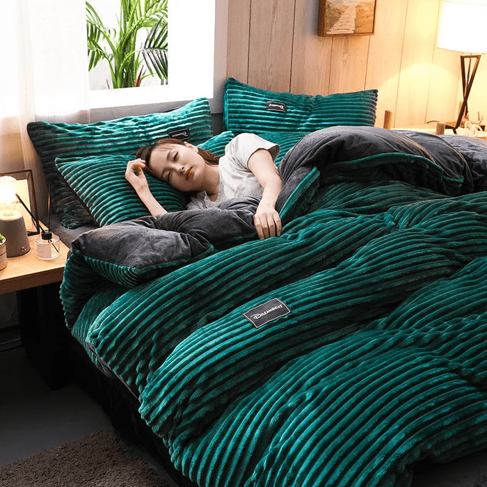 Conjunto de Roupa de Cama de Veludo Extra Quente | Luxuoso para Outono e Inverno