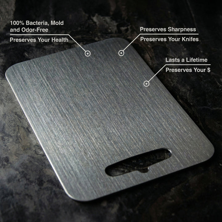 Tabla de cortar de titanio – Diseño de cocina duradero y fácil de mantener