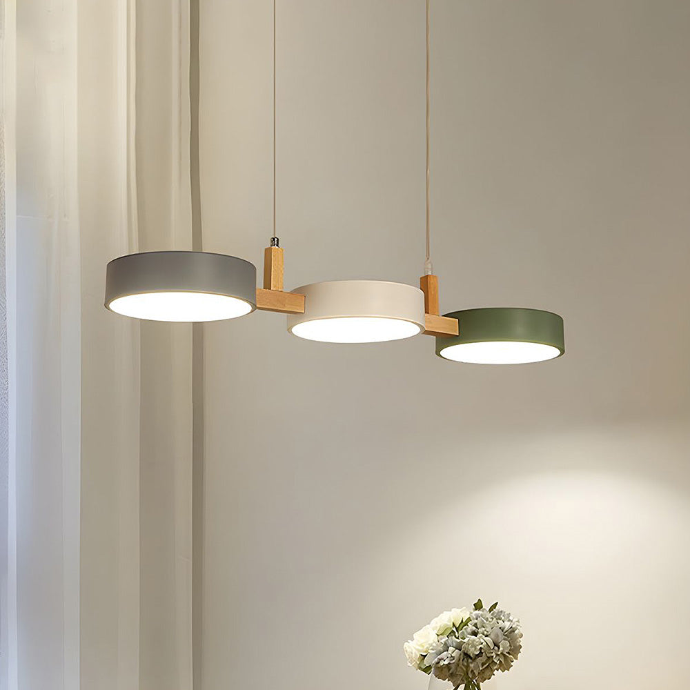 Nordura Suspension – Design cylindrique scandinave avec plusieurs points lumineux LED et accents en bois