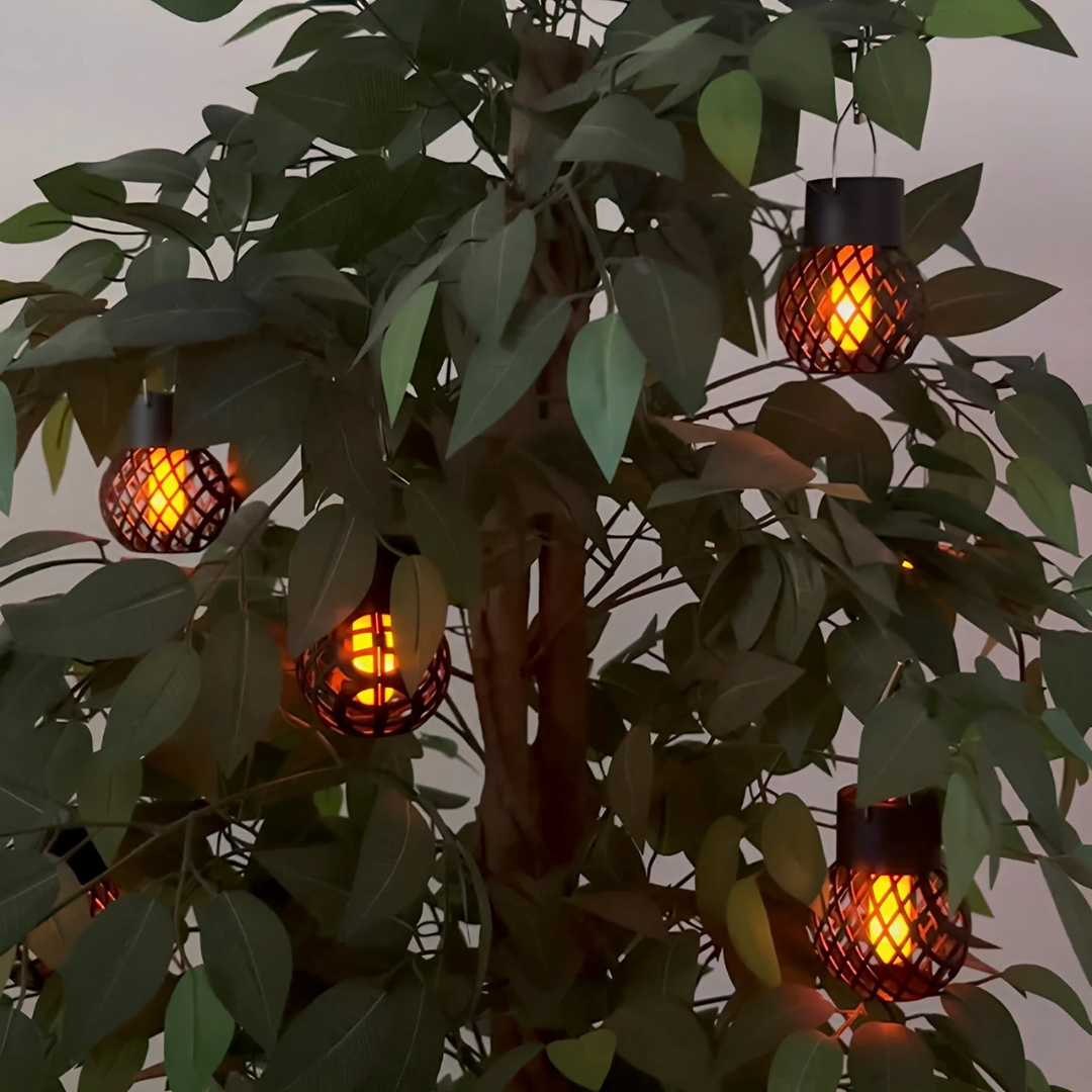 Solira – Farol Colgante Paquete de 4 con Energía Solar y Efecto Llama – Jardín y Balcón