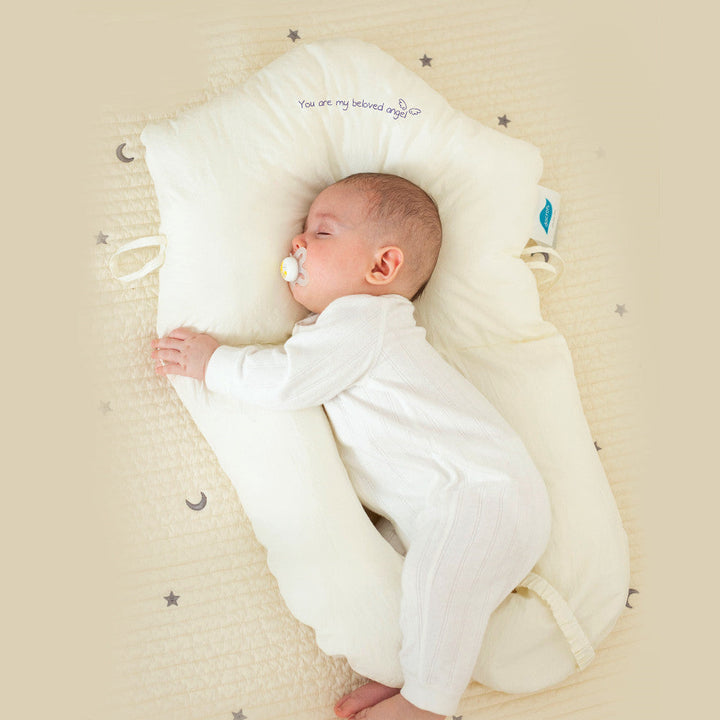 CuddlePure Almohada para bebé – Cojín antibacteriano con diseño ergonómico y tela suave