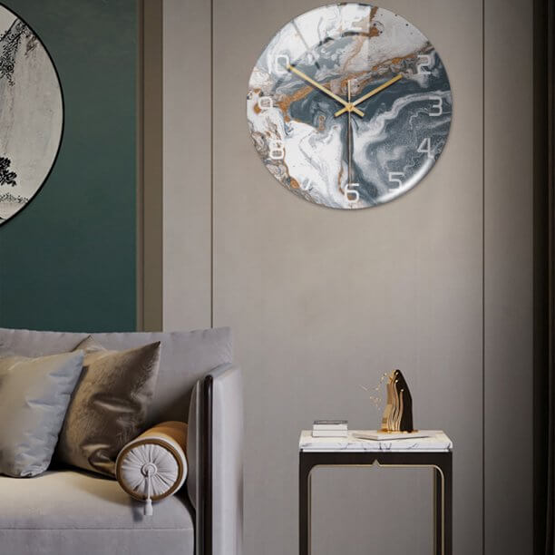 StoneAura – Horloge mural aspect marbre – Décoration intérieure moderne silencieuse