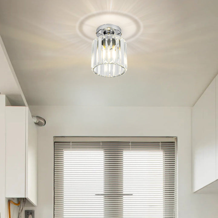 Montaro Plafondlamp – Zwarte plafondlamp met kristallen kap en messing accenten
