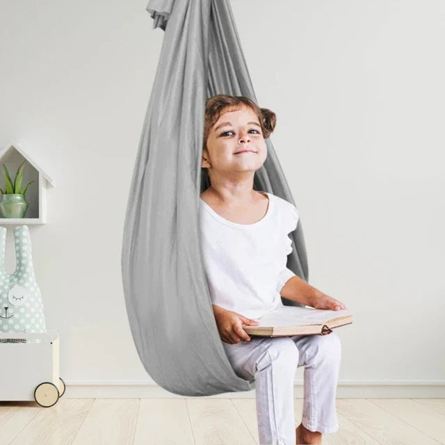 SensaSwing – Altalena Sospesa Sensoriale Morbida per Bambini con Effetto Calmante