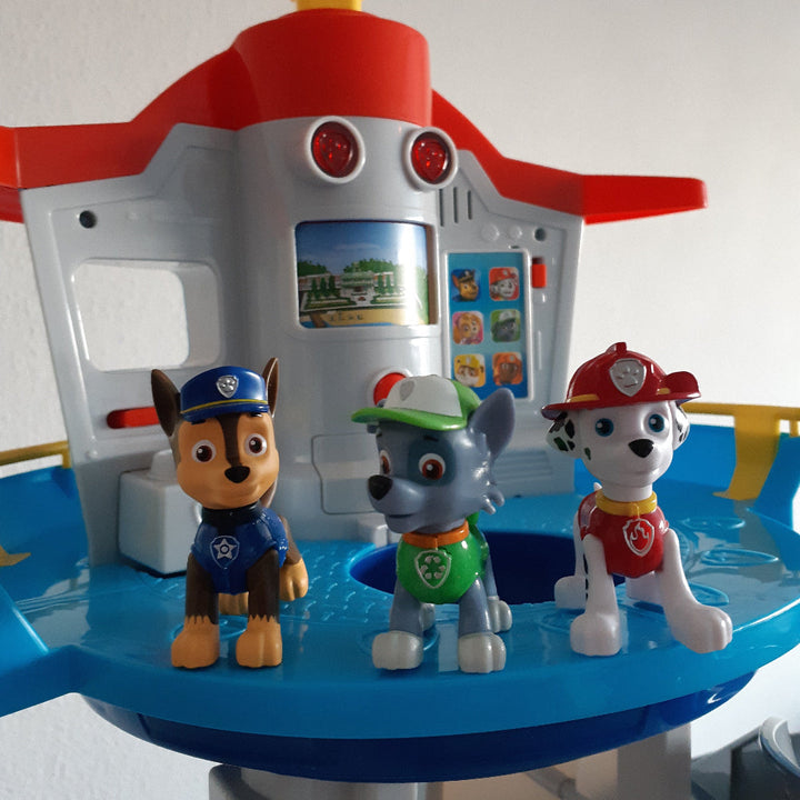 Spielzeugautoset mit Rutsche und Aussichtsturm Vestragear