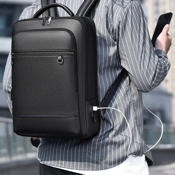 Leren Rugzak met USB &amp; Laptopvak – Elegant en Functioneel voor Heren