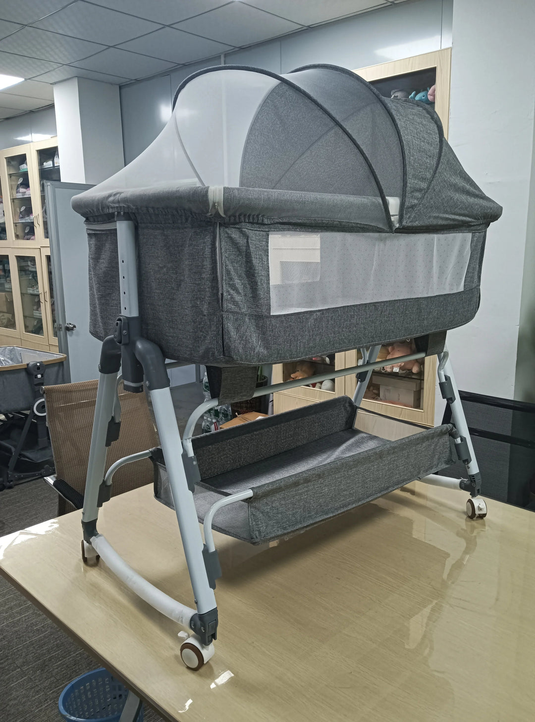DreamCocoon – Draagbaar Babybedje met Wiegfunctie – Reiswieg Pasgeborenen