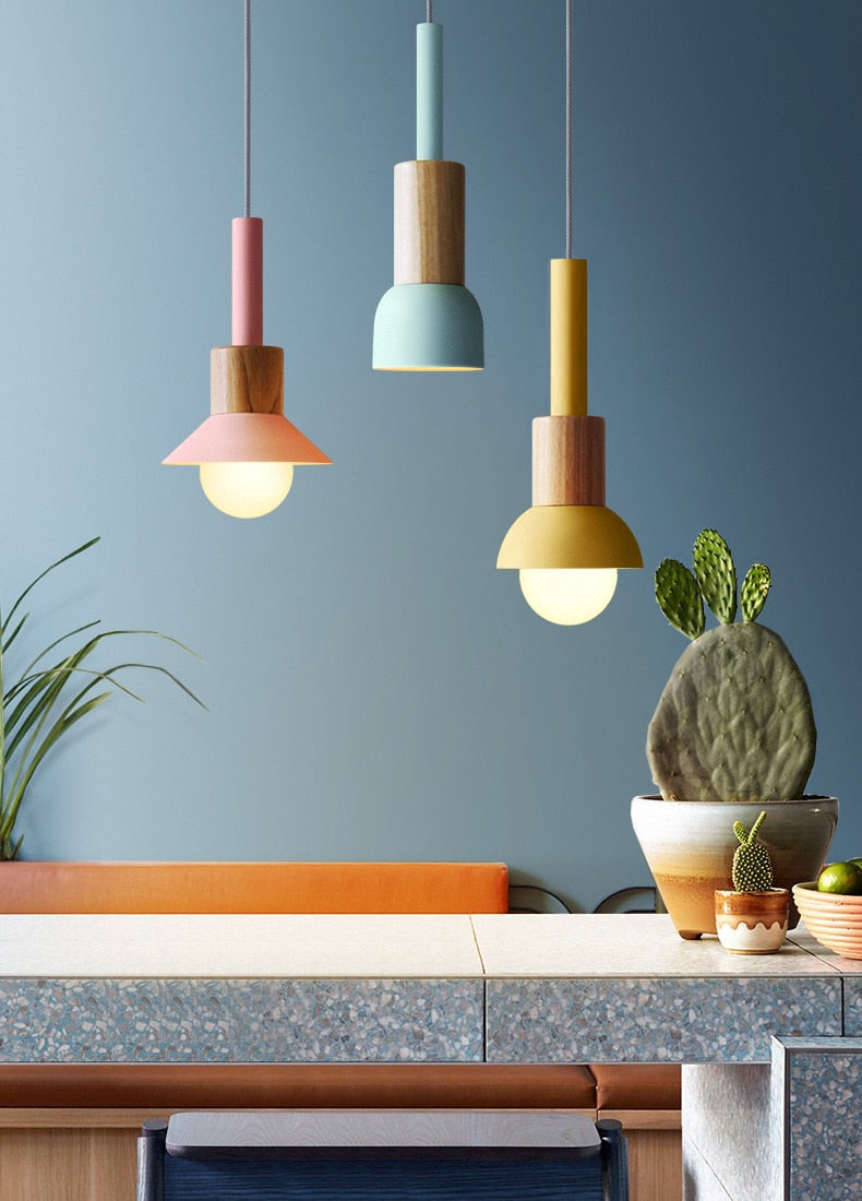 Novaro Hanglamp van Metaal &amp; Hout – Kleurrijk Design met Verstelbaar Snoer