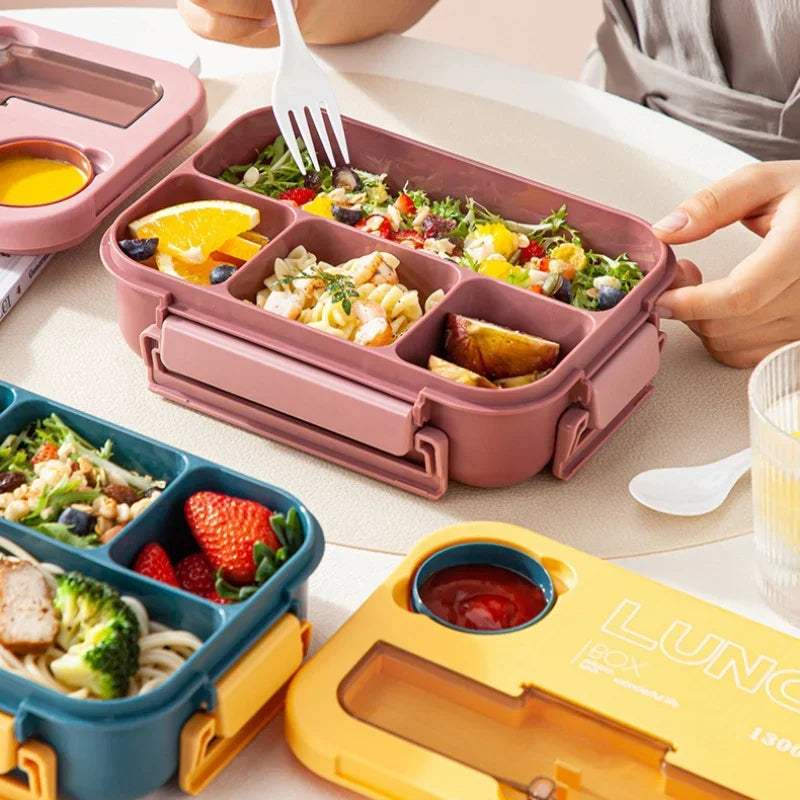 Bento Lunchbox 1300ML – Lunchbox met Bestek & Sauskom (BPA-vrij) 1
