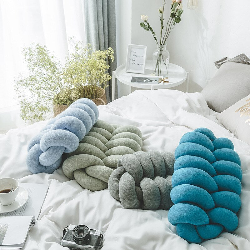 Almohada de botón Lunavia – Diseño tejido a mano, acrílico suave y colores modernos
