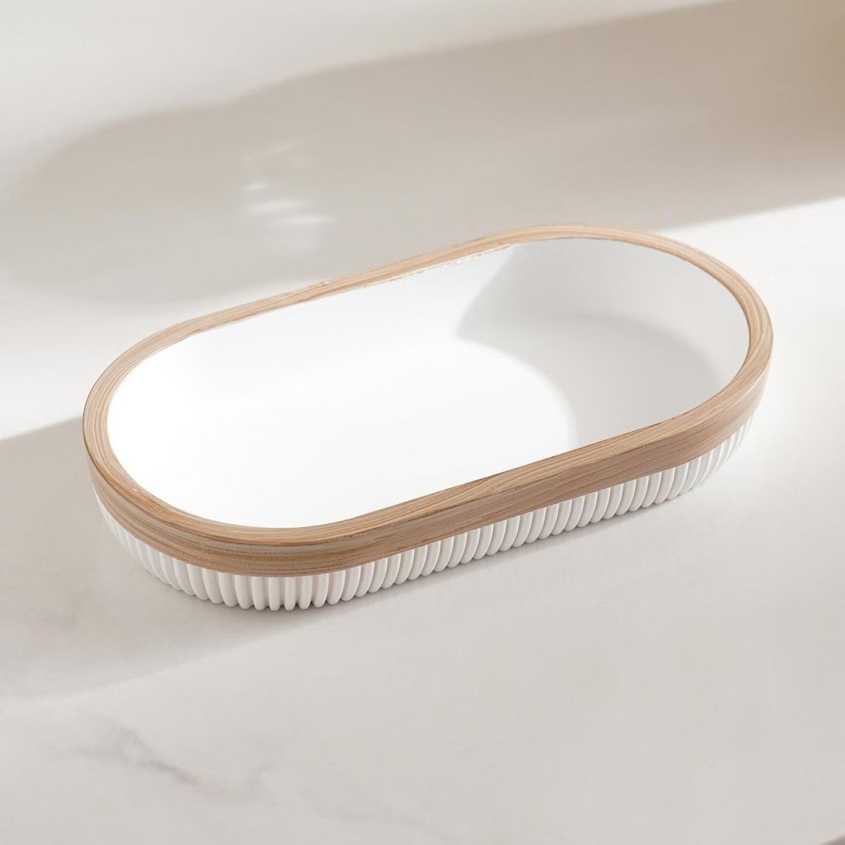 CERAVIA – Witte badkamerset met zeepbakje, dispenser en beker voor een elegante badkamerinrichting 4