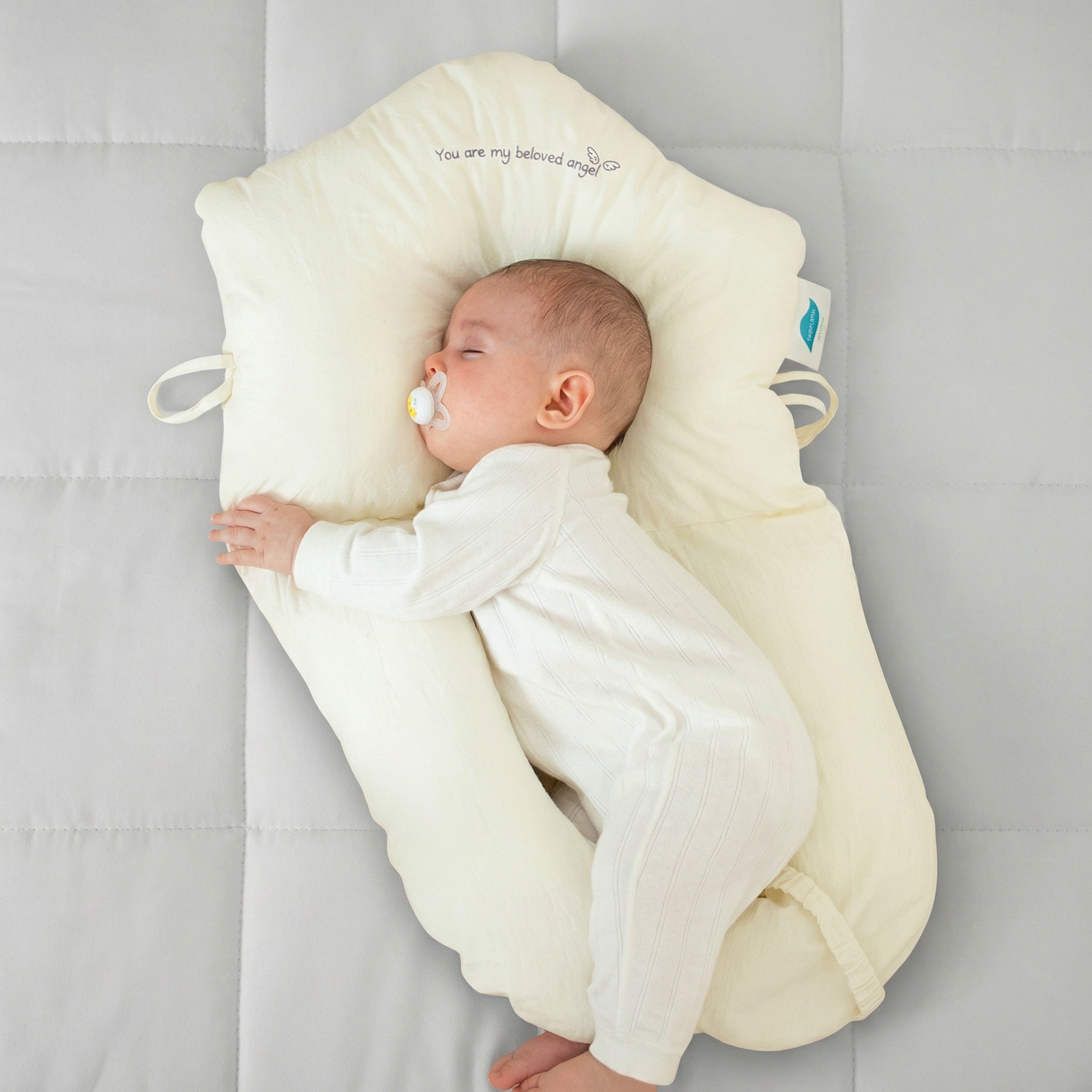 Almohada para bebé – Diseño suave, transpirable y ergonómicamente de apoyo