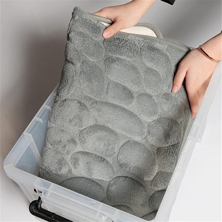 CobbleMat | Antislip PVC Badmat met keienontwerp - Sneldrogende, Zachte &amp; Duurzame Badkamermat 3