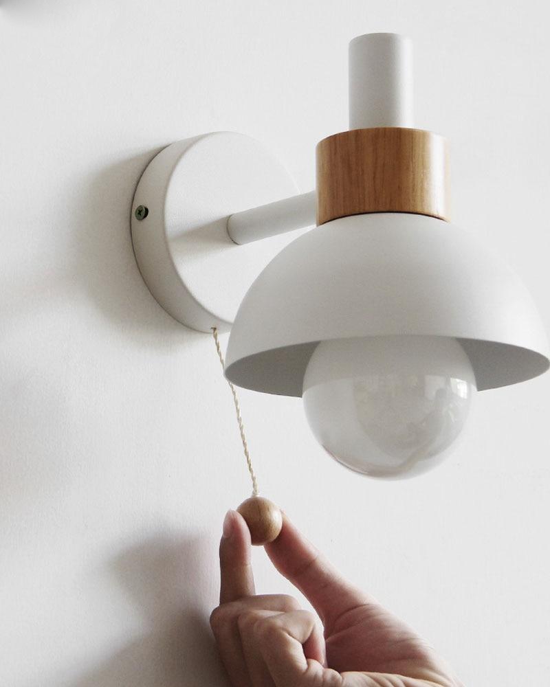 Globo Wandlamp – Aluminium & Houten Accent met Trekschakelaar