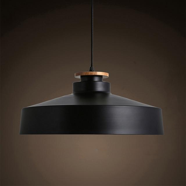 Lámpara de techo Solvéra – Diseño metálico y de madera, escandinavo, cable ajustable