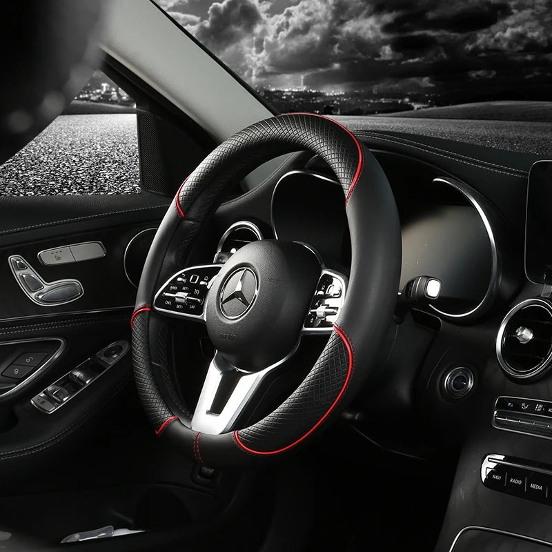 CARLUX – Premium steering wheel cover made of artificial leather with diamond pattern Vestragear