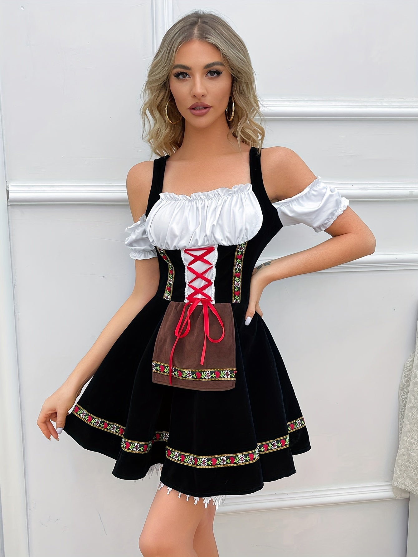 AlpenZauber – Dirndl de dona sense espatlles amb faldilla ampla – Per a festes i Wiesn