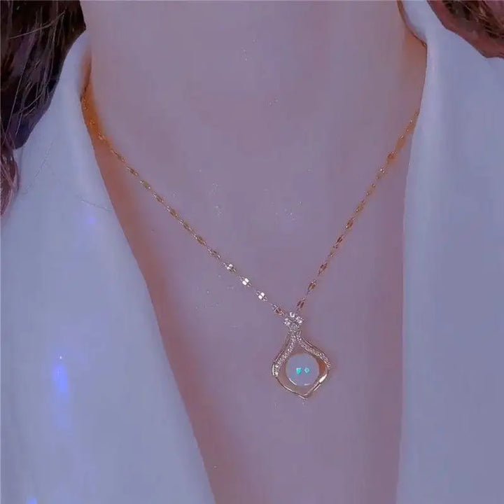 Aureline Parel Choker – Verstelbare Goudkleurige Ketting met Glanzende Parelaccenten voor Tijdloze Elegant