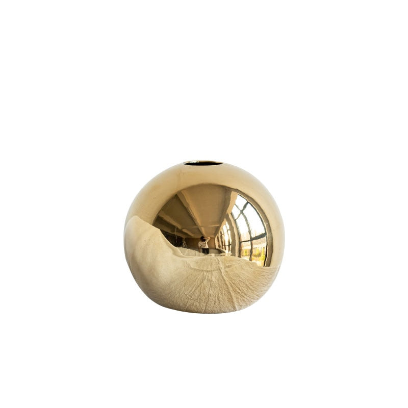DazzleSphere | Elegante goud vergulde keramische bolvaas 7