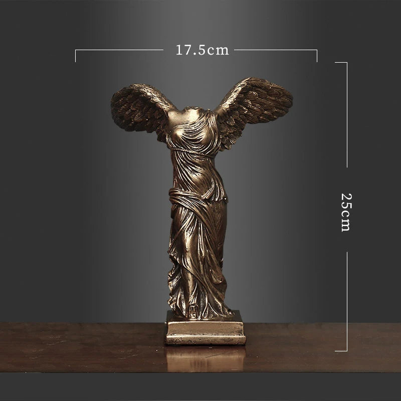 Decoratief Grieks standbeeld van de Overwinningsgodin in hars voor interieur en bureau 9