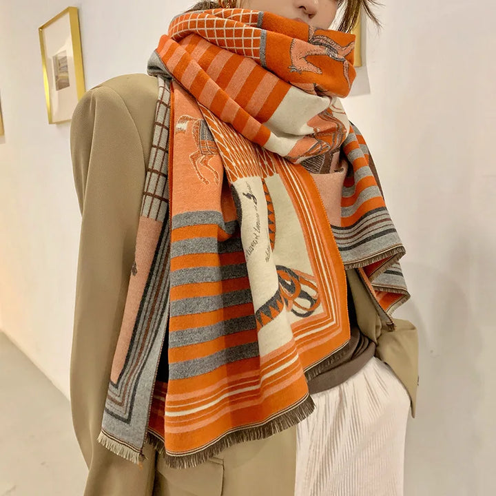 Equestra Invierno Bufanda – Bufanda de Lujo para Dama con Estampado de Caballos, Tela Suave y Estilo Elegante y Cálido para el Invierno