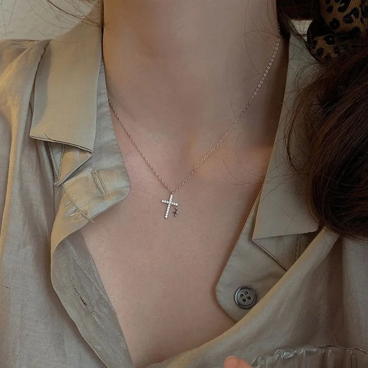 Lunavia Collar para mujer – Acero inoxidable, ajustable y diseño minimalista en plata atemporal