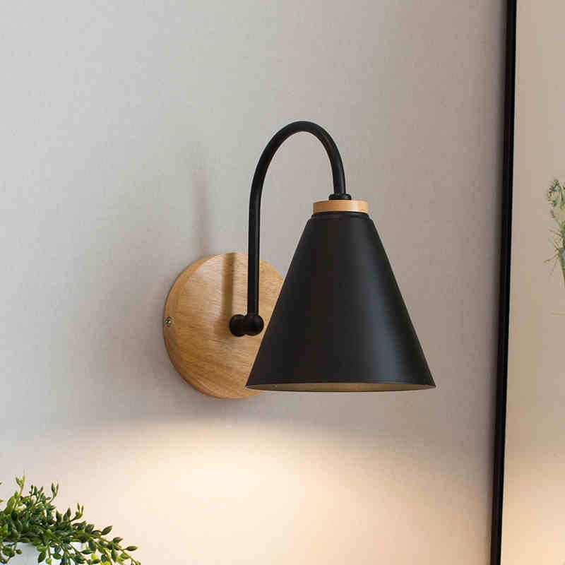 Ardello Wandlamp – Metaal & Hout met Boogvorm, Moderne Bedleeslamp