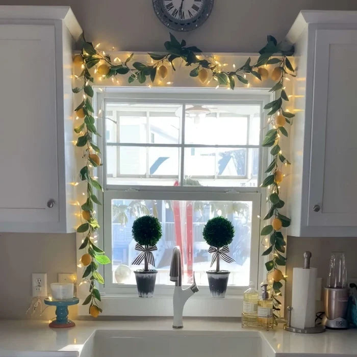 Lighted Garland With Berries and Leaves – Fairy Light Strand in Five Styles Tevako