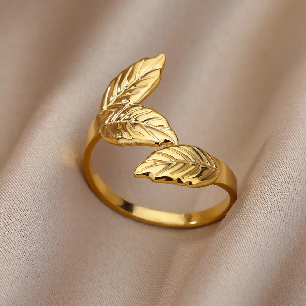 Varelia Geometrische Ring – Gouden Roestvrijstalen Openingsring voor Vrouwen, Duurzaam & Elegant Design
