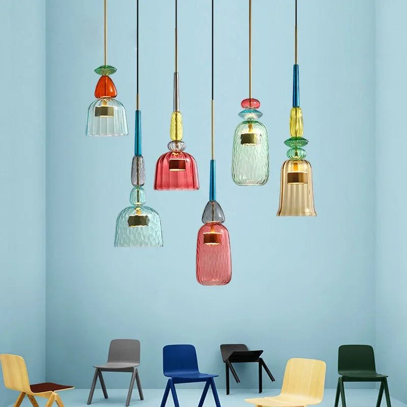 Glazen hanglamp – Kleurrijke hanglamp met E27 fitting en verstelbare ophanging. 0
