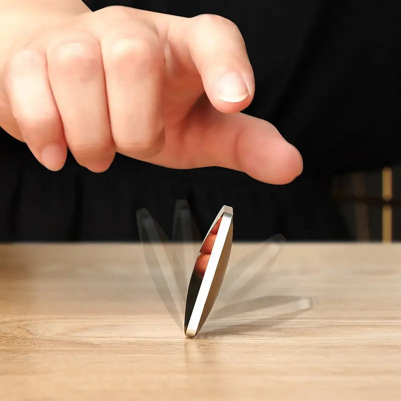 Juguete Fidget Flip – Metal Pesado, Rotación Suave y Formato Compacto