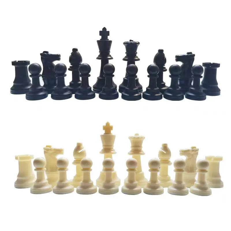Chessora Juego Completo de Ajedrez de Madera – Set de 32 Piezas de Madera de Alta Calidad, Diseño Clásico para Principiantes y Avanzados
